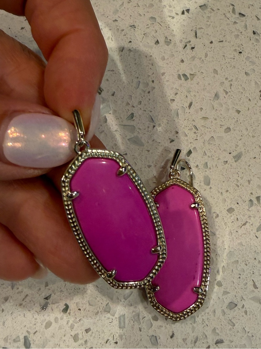 Kendra Scott Bright Pink Elle Drop Earrings in Gold